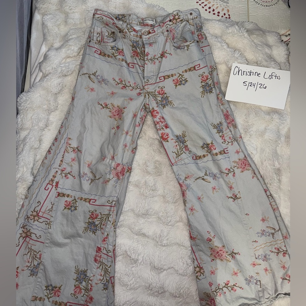 We the Free Eden print Jeans GUC size 32